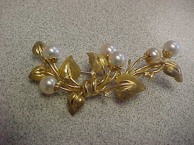 High Quality Pearl & Diamond Brooch / Pin 14k Gold  Make Offer