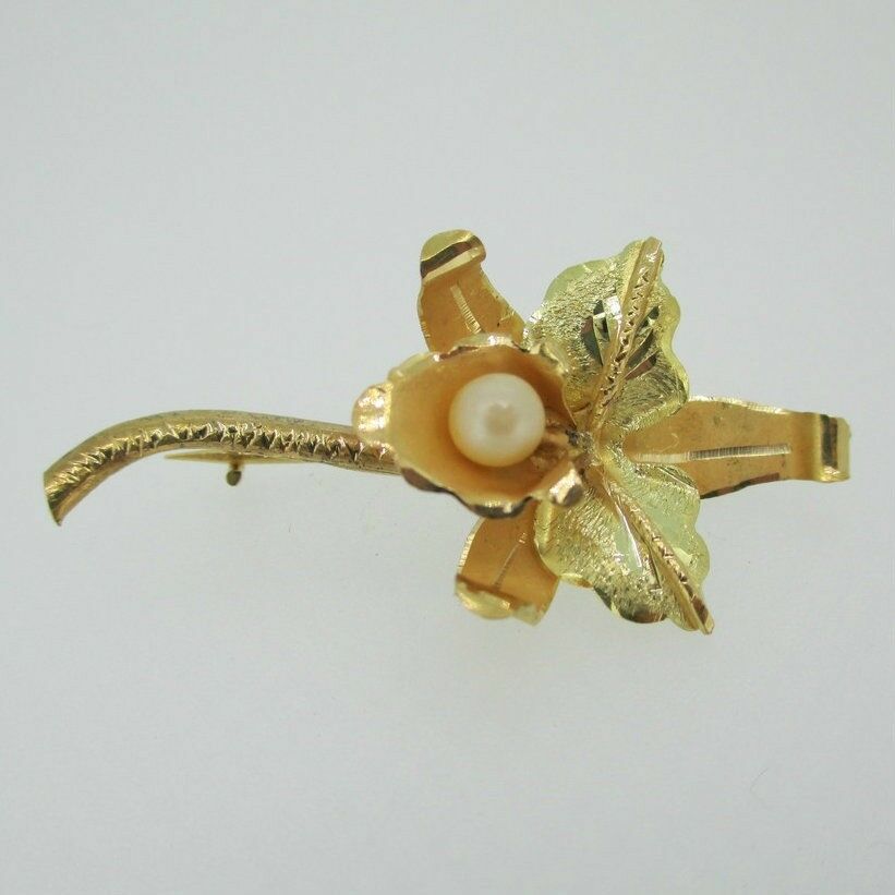 18k Yellow Gold Flower Brooch Pin With Pearl Accent